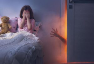 Ребенок боится спать один: помогаем избавиться от страха. Что делать, если ребенок боится спать один