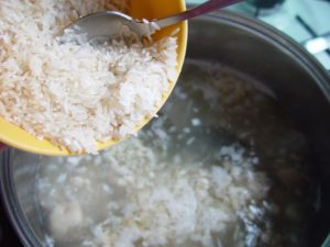 Готовим рисовый отвар. Как правильно приготовить рисовый отвар от поноса